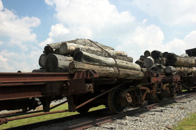 log cars