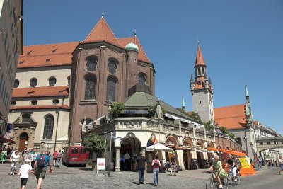 St. Peter's & Old City Hall