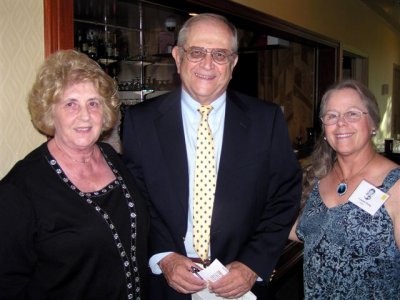 Jeanette & Dave Hull and Connie Stong Major