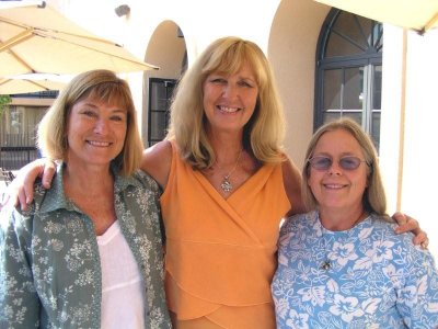 Sue Procter, Jan Thoreen Lewis, Connie Stong Major -Aquicade swimmers