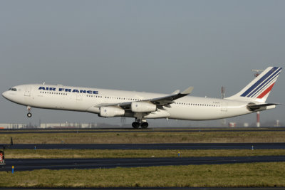 Air France   Airbus A340-300   F-GLZT