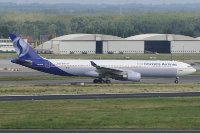 SN Brussels Airlines   Airbus A330-300  OO-SFM