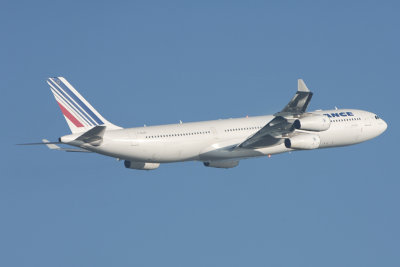 Air France   Airbus A340-300   F-GLZR
