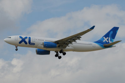 XL Airways France  Airbus A330-200   F-GRSQ