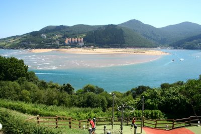 Playa de Laida desde el mirador del Camping