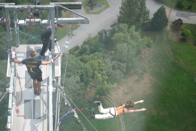Bungee Jumpers