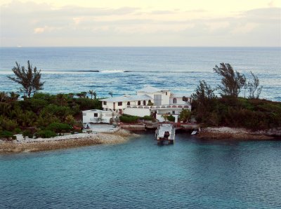 A Caribbean Hideaway on Paradise Island