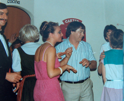 g6/59/558059/3/79701895.zmEdU04p.jpg