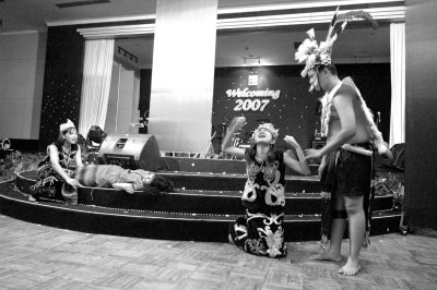 Welcoming2007-0046.jpg