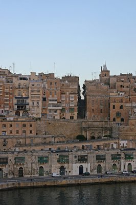 Valleta 13