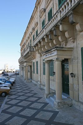 Valleta 45
