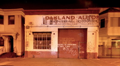 Oakland Auto
