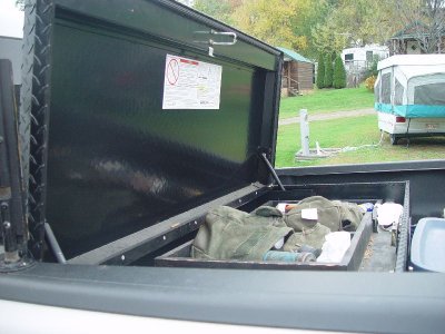 THE TOOL BOX IN THE BACK OF THE TRUCK IS LOCKABLE