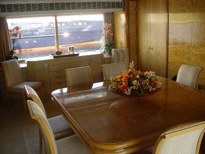 DINING FOR UP TO FOURTEEN