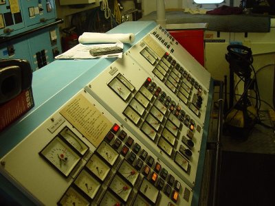 THE CONTROL PANEL FOR THE ENGINES