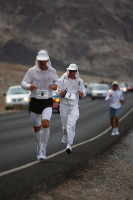 Dean Karnazes& Akos Konya