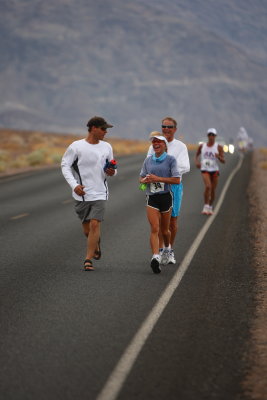 Dave Heckman - Crew, Lisa & Chris sharing joy (again) on the road from Badwater to Whitney