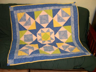 Melissa Baby Quilt finished.JPG