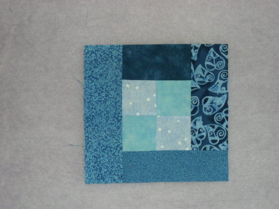 Log Cabin Four Patch 03.JPG