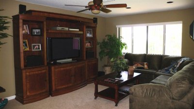 Second floor media room with all new furniture, including queen size sofabed, 45 plasma TV,