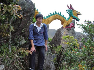 The famous Dragon Statue near Man Cheung Po (UV񦳦Wsb)