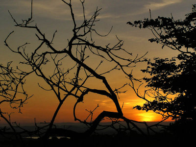 Sunrise in Puerto Ordaz / Amanecer en Puerto Ordaz