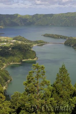 The Twin Lakes (Lagoa Azul and Lagoa Verde)