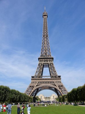  La Tour Eiffel