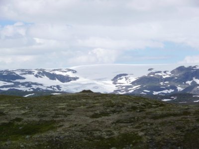 Harteigen Glacier (5545 ft)