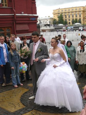 Saturday is a Busy Wedding Day in Moscow