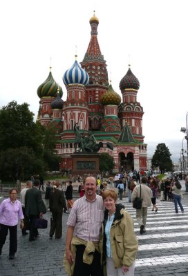 Bill  Susan in Front of St Basil's