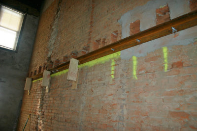 Joist brackets