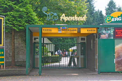 Apenheul entrance