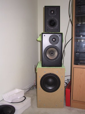 I'm running the top speaker high pass, and bass to the bottom cabinet.