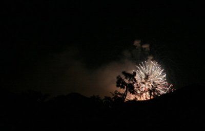 Ev.07.fireworks.jpg