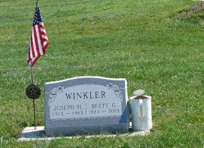 Winkler, Joseph H. and Betty G. (J.) Section 7 Row 14