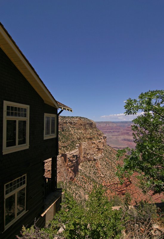 A Lodge on A Ledge