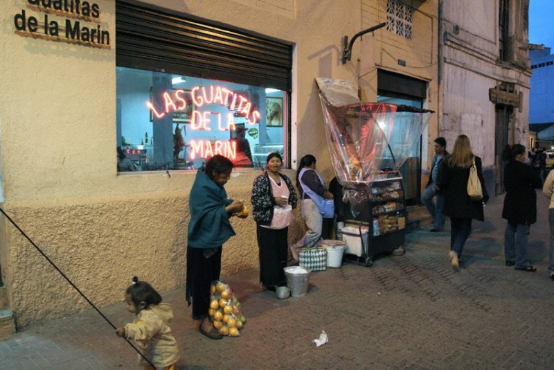 na rua (on the street)