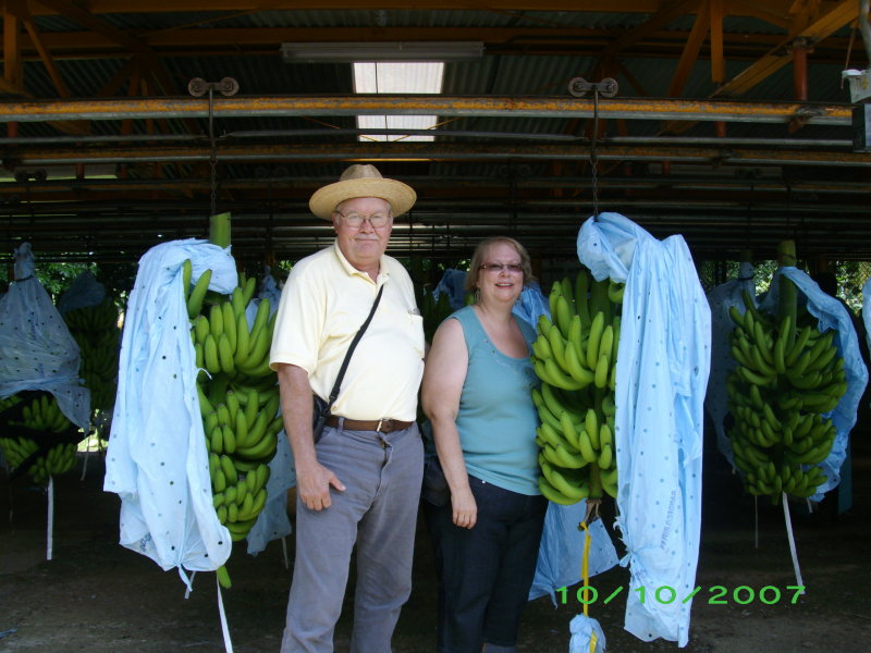 Dave and Jean with bananas
