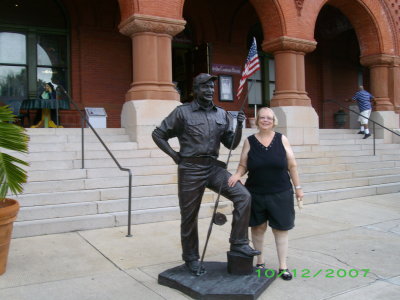 Jean and statue