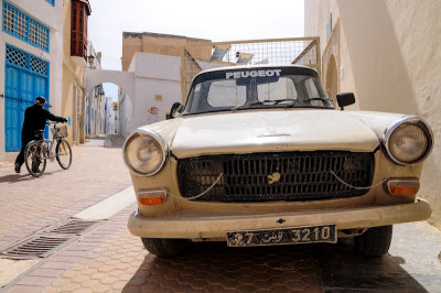 Lion fatigu, Medina of Kairouan