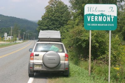 Vermont State Welcome Sign (IMG_0747AM.jpg)