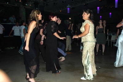 Dana, Sara & Yafit - On the dance floor