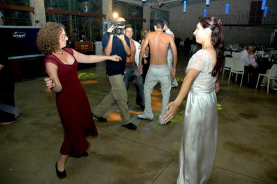 Yael & Or - On the dance floor