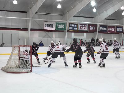 stg_07hockey_roxbury-latin_034.jpg