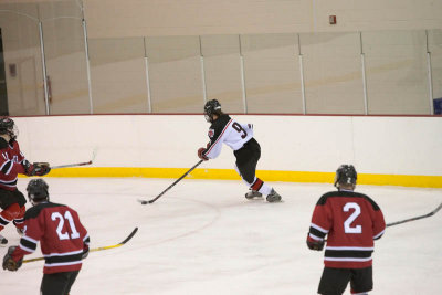 stg_07hockey_rivers_090.jpg