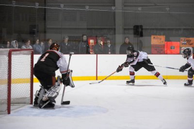 stg_07hockey_vermont academy_075.jpg