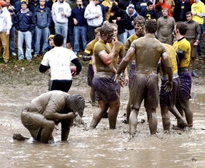 Oct. 29, 2006 - Mud Bath
