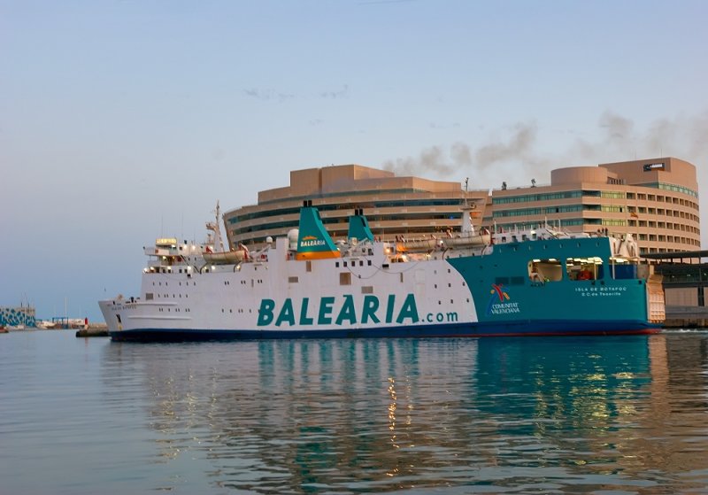 Balearia Ferry Leaving Port Vell