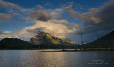 Mt Rundle from Vermilion Lakes 01